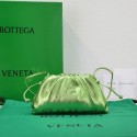 Best Bottega Veneta Mini intrecciato leather clutch with strap 585852 green Tl16706Ml87