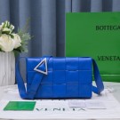 Bottega Veneta CASSETTE 018101 blue Tl16800lk46