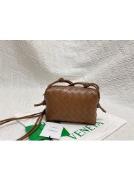 Bottega Veneta Mini intrecciato leather cross-body bag 680254 brown Tl16755nU55