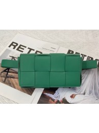Imitation Bottega Veneta CASSETTE Mini intreccio leather belt bag 651053 PARAKEET Tl16784ye39