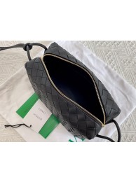 Luxury Bottega Veneta Small intrecciato leather cross-body bag 680255 Black Tl16768bE46